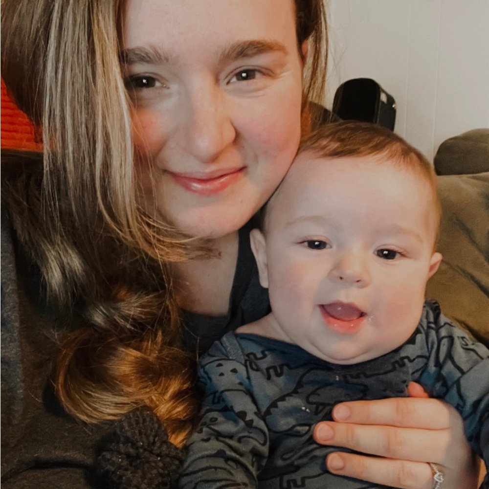 Meet your Posher, Kaitlyn